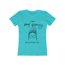 Load image into Gallery viewer, Women&#39;s The Boyfriend Tee: social distancing
